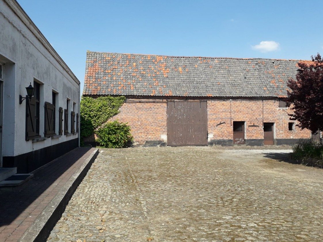 Gevelrenovatie met isolatie — Anzegem — voor de werken