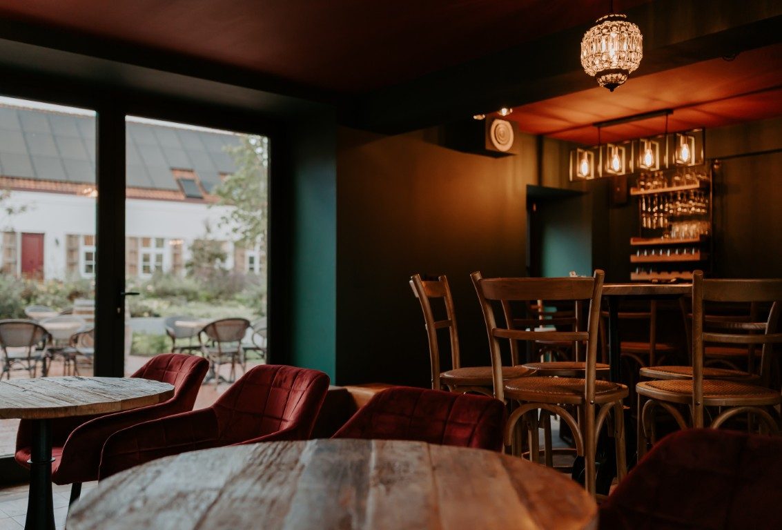 Technieken en binnenafwerking historische hoeve in Anzegem — na de werken